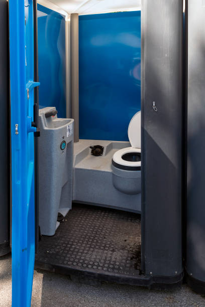 Best Long-term porta potty rental  in Clendenin, WV