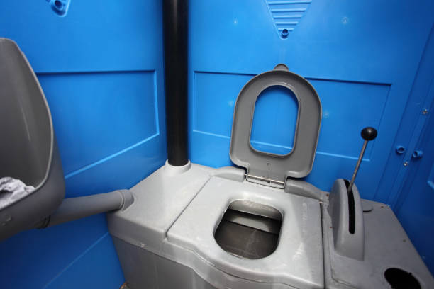 Best Portable toilet rental cost  in Clendenin, WV