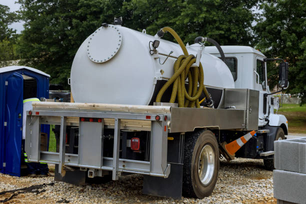 Porta potty delivery and setup in Clendenin, WV